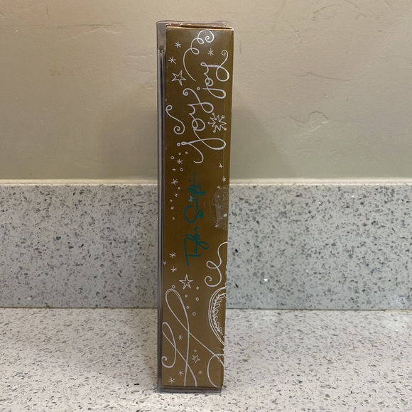 Taylor Swift Christmas Cards Complete Set of 16 - Picture 4 of 9